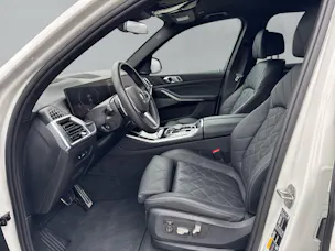 BMW X5 xDrive 50e M Sport (CH) AHK 2.7T ** Action de Leasing à 0.9% **