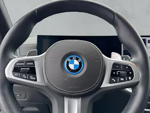 BMW X5 xDrive 50e M Sport (CH) AHK 2.7T ** Action de Leasing à 0.9% **