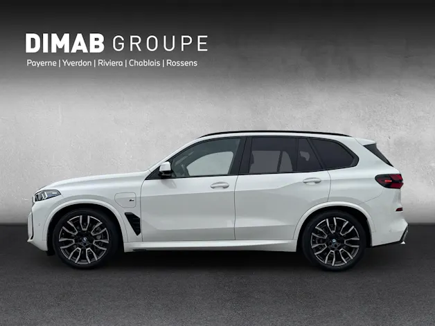 BMW X5 xDrive 50e M Sport (CH) AHK 2.7T ** Action de Leasing à 0.9% **