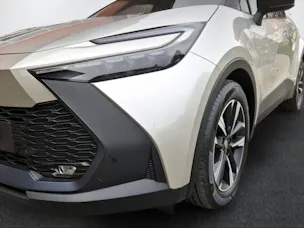 Toyota C-HR 2.0 HEV Swiss Edition 4x4 inkl. Winterkompletträder