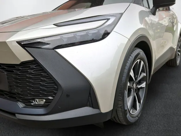 Toyota C-HR 2.0 HEV Swiss Edition 4x4 inkl. Winterkompletträder