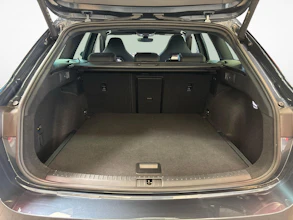 https://vehicle.imgix.net/4221934/95eba43c-5c32-49d0-a1e7-f523ce7cd08f.jpg