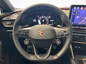 https://vehicle.imgix.net/4221934/d2f6a3ae-26b3-4bd1-87b1-4e23bd9b8f35.jpg