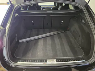 Mercedes-Benz E 200 4Matic AMG Line Kombi
