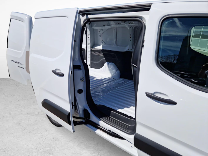 immagine del veicolo TOYOTA PROACE CITY