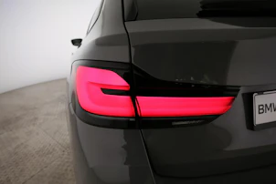 immagine del veicolo BMW 530e xDrive SAG Touring