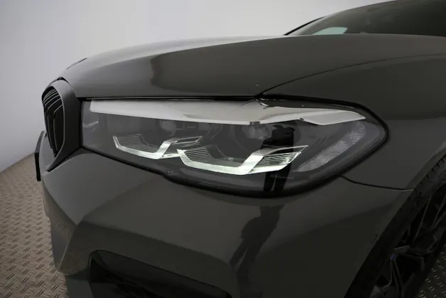 BMW 530e xDrive SAG Touring
