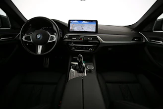 https://vehicle.imgix.net/4221957/bf9774e2-7265-4480-9eb6-2146042d2f30.jpg