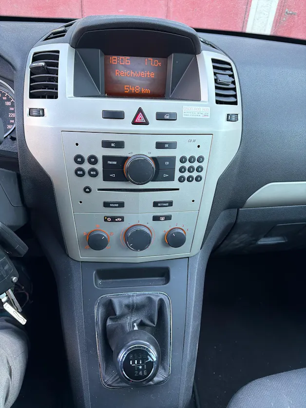 Opel Zafira 2.2 16V Direct Anniversary
