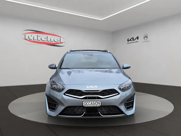 Kia Ceed SW 1.5 T-GDi MHEV GT-Line / Panorama-Glasdach / Lederausstattung / Winterräder Alu 16" / Herstellergarantie bis 2031