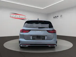 Kia Ceed SW 1.5 T-GDi MHEV GT-Line / Panorama-Glasdach / Lederausstattung / Winterräder Alu 16" / Herstellergarantie bis 2031