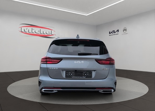 immagine del veicolo 4 immagine del veicolo 4