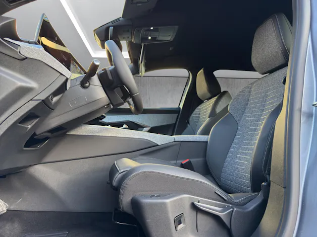 Peugeot 5008 1.2 Hybrid Allure Premium