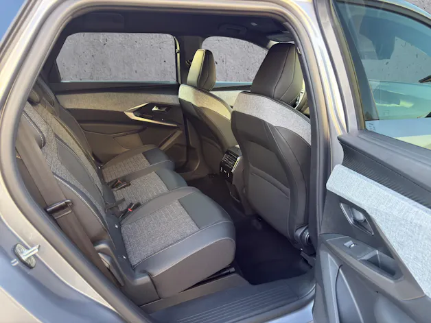 Peugeot 5008 1.2 Hybrid Allure Premium