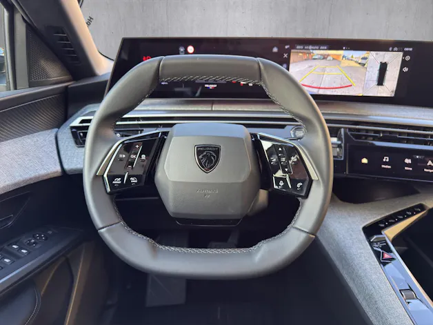 Peugeot 5008 1.2 Hybrid Allure Premium