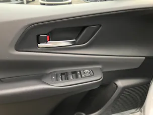 Toyota Prius 2.0 Plug-In-Hybrid Style