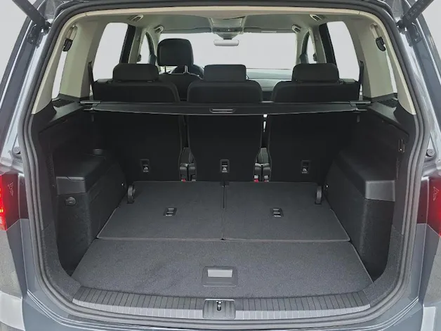 VW Touran 1.5 TSI Comfortline R-Line 7-Plätzer DSG