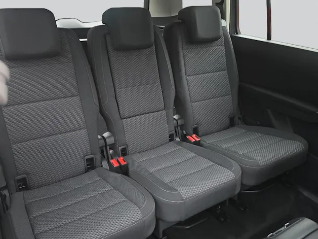 VW Touran 1.5 TSI Comfortline R-Line 7-Plätzer DSG