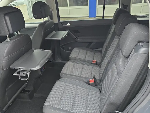 VW Touran 1.5 TSI Comfortline R-Line 7-Plätzer DSG