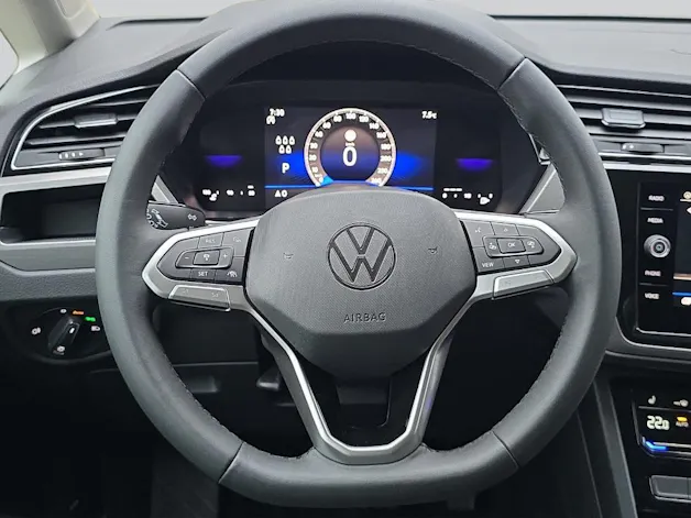 VW Touran 1.5 TSI Comfortline R-Line 7-Plätzer DSG