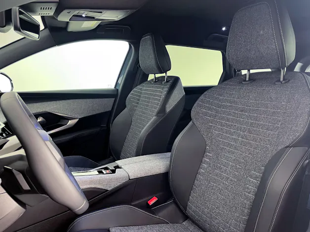 Peugeot 5008 1.2 Hybrid Allure Premium