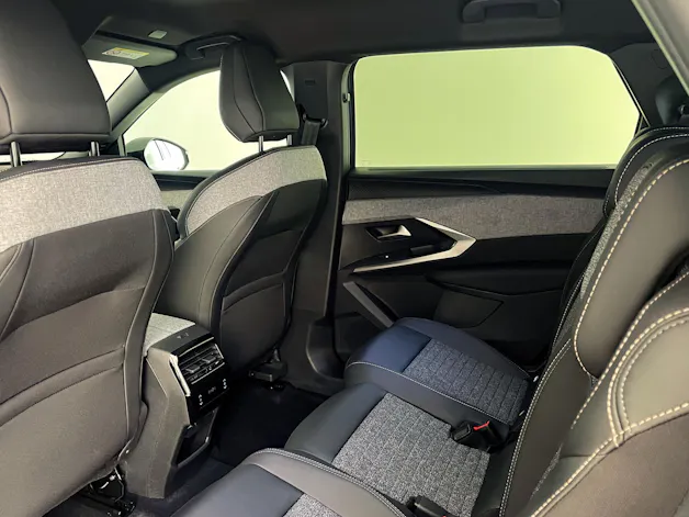 Peugeot 5008 1.2 Hybrid Allure Premium