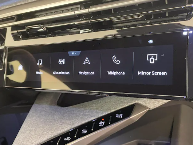 Peugeot 5008 1.2 Hybrid Allure Premium