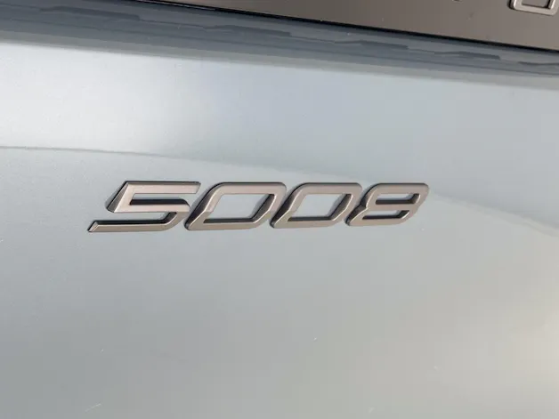 Peugeot 5008 1.2 Hybrid Allure Premium