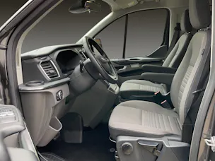 Ford Tourneo C Bus 320 L1 1.0 EcoBoost Titanium PHEV