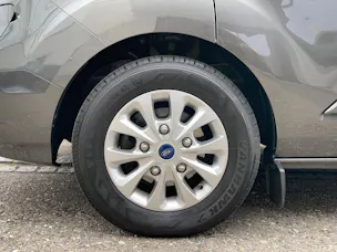 Ford Tourneo C Bus 320 L1 1.0 EcoBoost Titanium PHEV