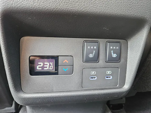Nissan X-Trail 1.5 VC-T e-Power 4WD 7 Sitze N-Trek