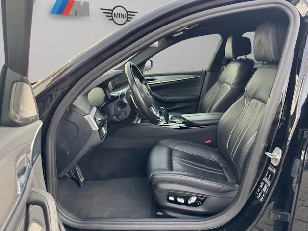 BMW 520d xDrive Touring Steptronic
