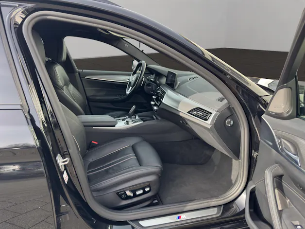 BMW 520d xDrive Touring Steptronic
