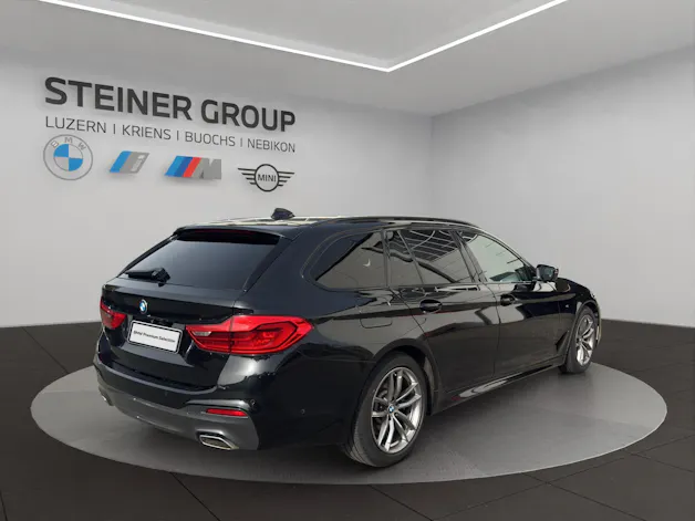 BMW 520d xDrive Touring Steptronic