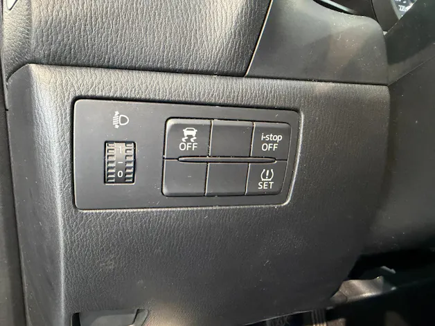 Mazda 3 1.5 Challenge
