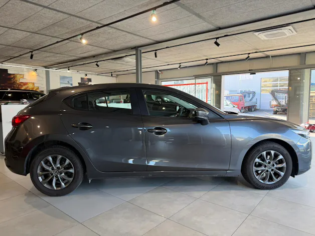 Mazda 3 1.5 Challenge