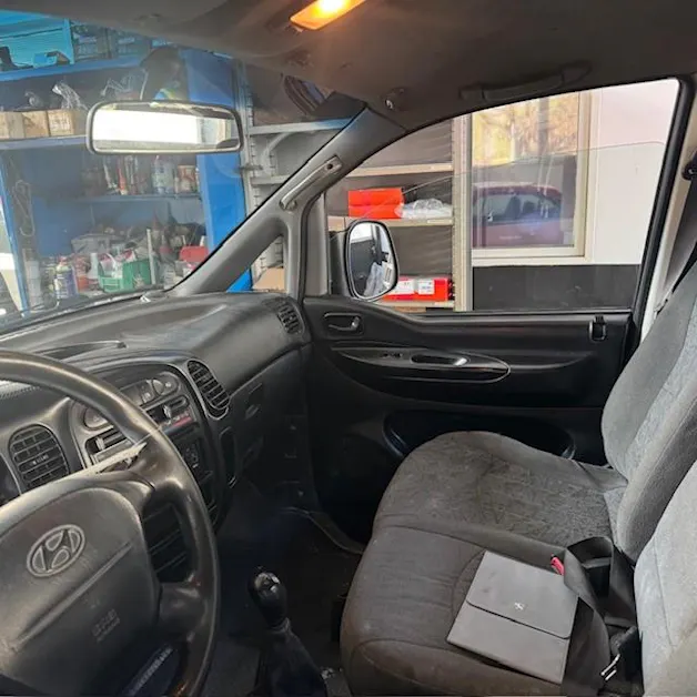 Hyundai H-1 Camionnette 328 2.5 TDI