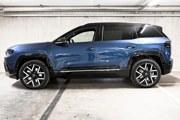 Jeep Compass First Edition