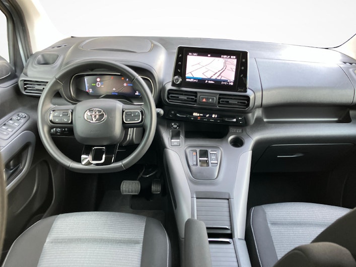 immagine del veicolo TOYOTA PROACE CITY VERSO