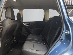 Subaru Forester Station 2.0i e-Boxer Swiss Plus