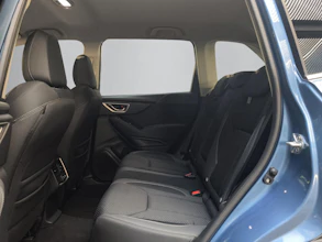 https://vehicle.imgix.net/4222648/60cb4849-c2ee-490a-8470-e20938c6dee8.jpg