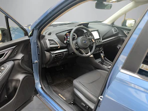 Fahrzeugbild SUBARU Forester Station 2.0i e-Boxer Swiss Plus