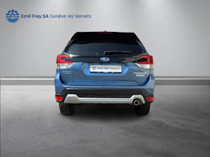 Fahrzeugbild SUBARU Forester Station 2.0i e-Boxer Swiss Plus