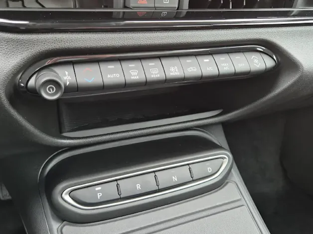 Fiat 600 1.2 Hybrid Icon Swiss Edition