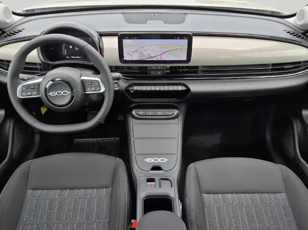 Fiat 600 1.2 Hybrid Icon Swiss Edition