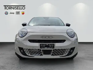 Fiat 600 1.2 Hybrid Icon Swiss Edition