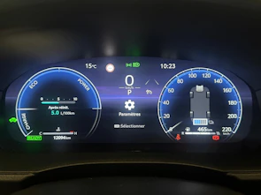 image du véhicule TOYOTA Yaris 1.5 VVT-i HSD Premium