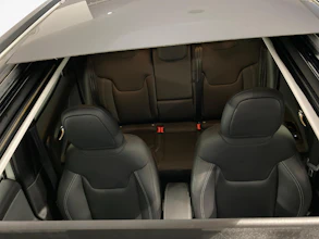 https://vehicle.imgix.net/4222774/67234928-78dc-44d2-ae49-ff263c7e0be8.jpg