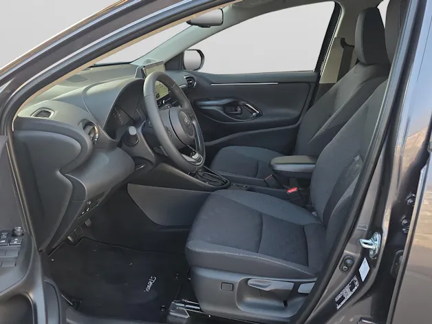 Toyota Yaris 1.5 VVT-i HSD Trend