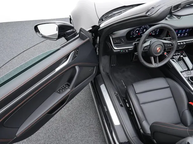 Porsche 911 Carrera 4S Cabriolet